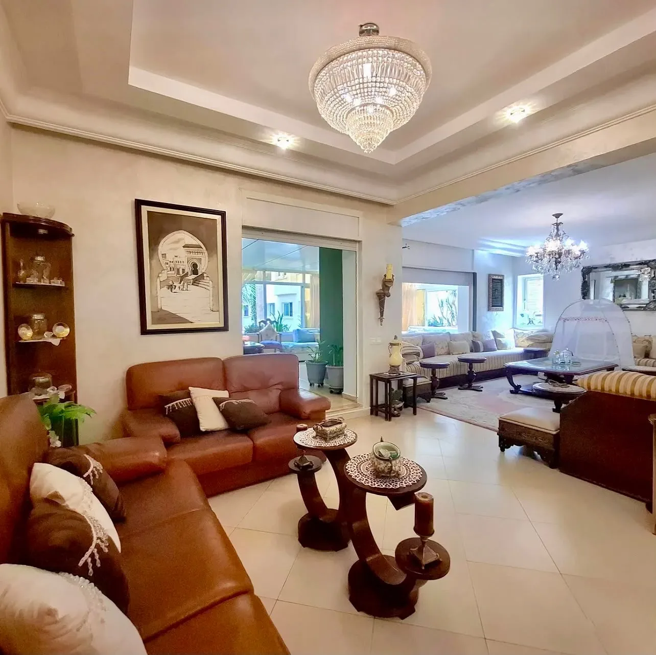 HOOGWAARDIG APPARTEMENT IN MAÂRIF EXTENSION, CASABLANCA